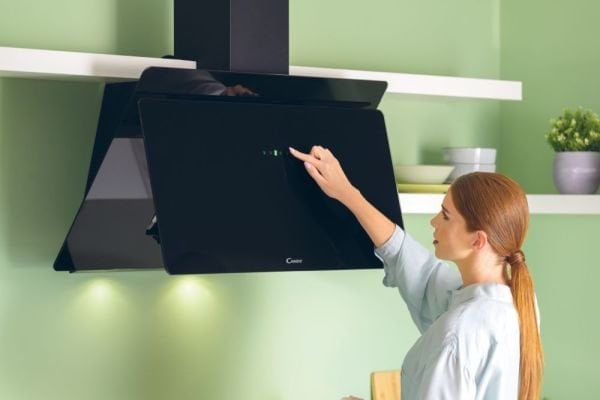 CVMA90N SİYAH CAM 60 CM DAVLUMBAZ